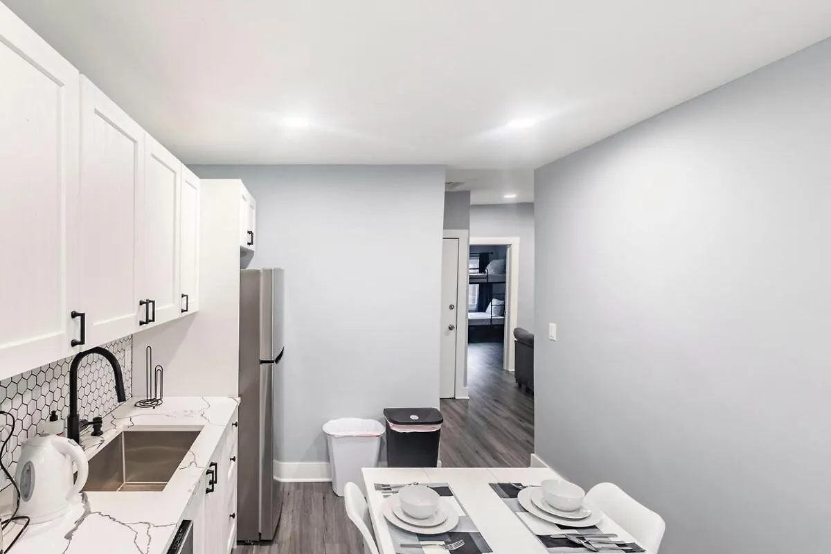 Prime Location Explore Nyc West New York Apartment